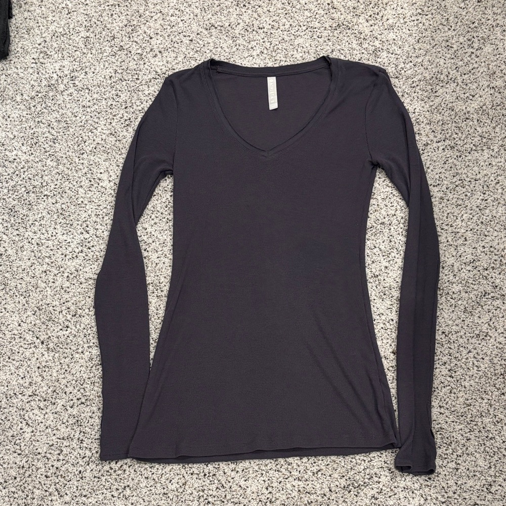 Athleta women’s ribbed long sleeve, size small tall